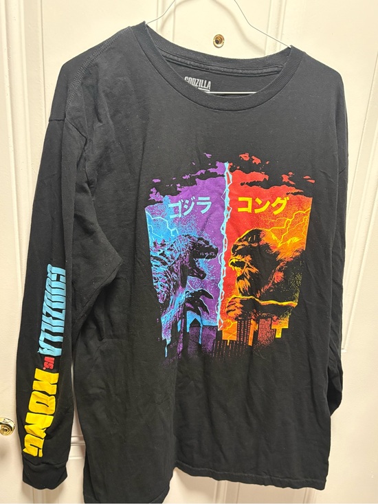 Other - Godzilla vs Kong Long Sleeve